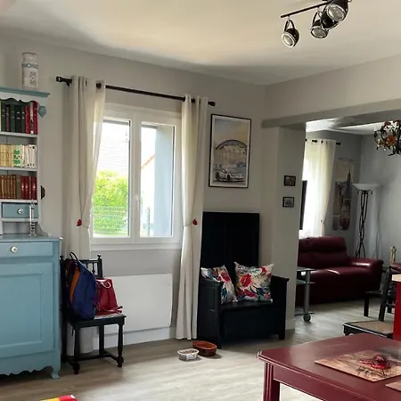 Proche De Dieppe Et Bord De *