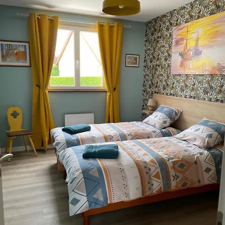 Proche De Dieppe Et Bord De Petit-Caux